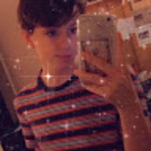 Meet your Posher, Casey